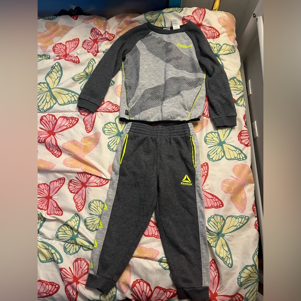 Reebok 2 piece joggers set